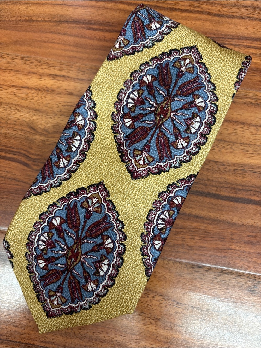 Tom James‎ Neck Tie Silk